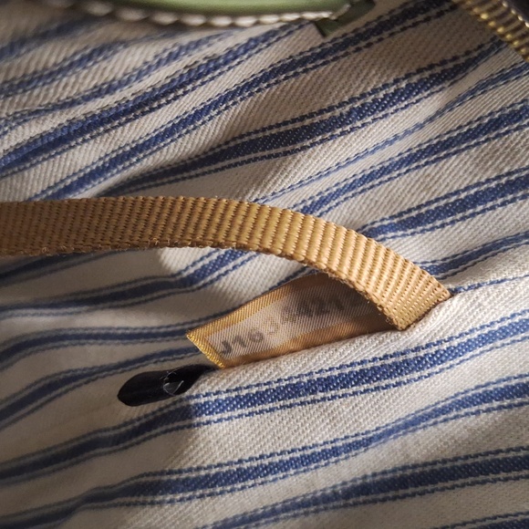 Dooney & Bourke Beacon Leather Tote, Olive, GUC - Picture 9 of 11